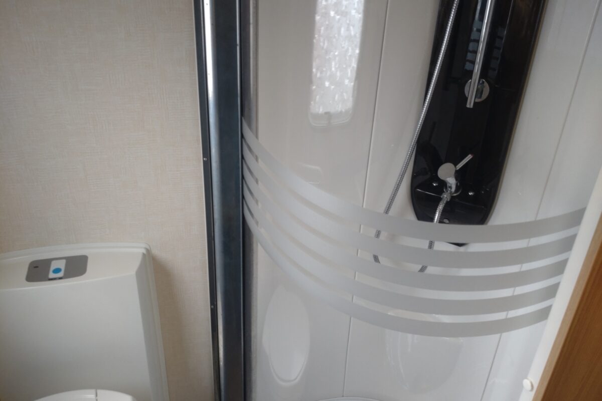 2012 COACHMAN PASTICHE 460/2 INTERIOR