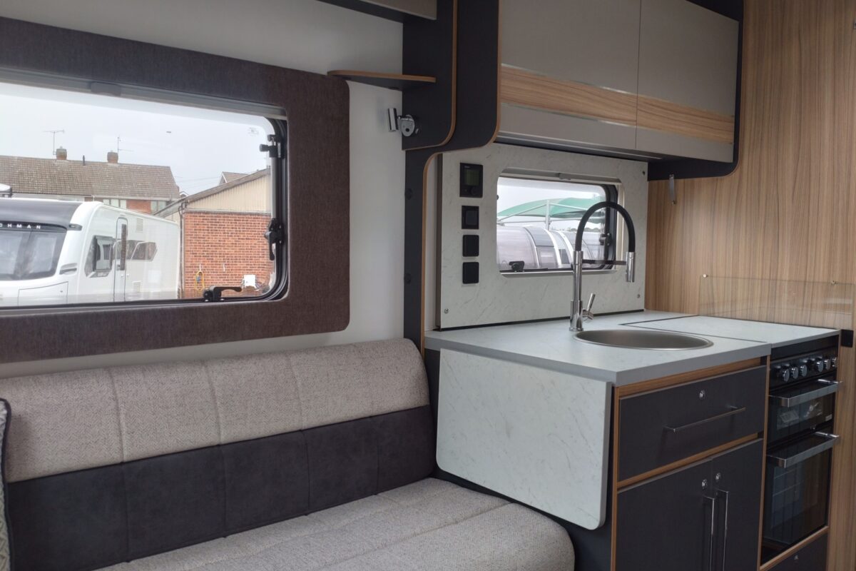 2025 Bailey Adamo 69-4 Interior