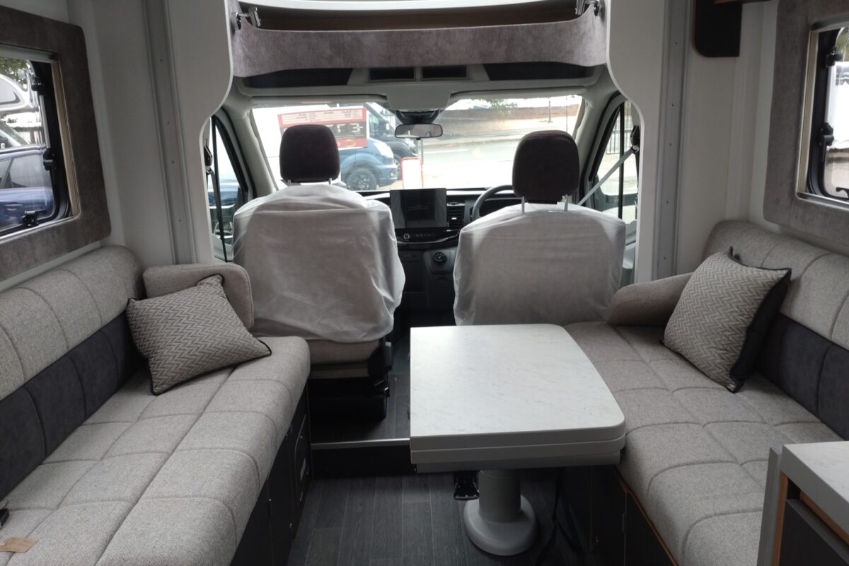 2025 Bailey Adamo 69-4 Interior