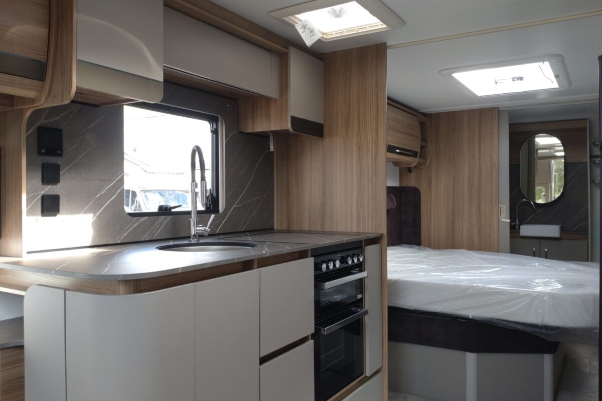 2026 Bailey Alicanto Deluxe Alvor Interior