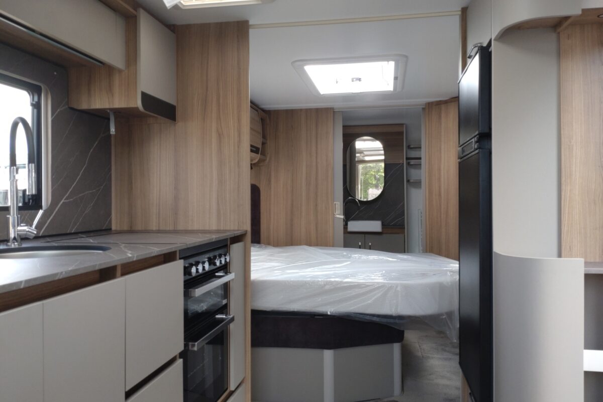 2026 Bailey Alicanto Deluxe Alvor Interior
