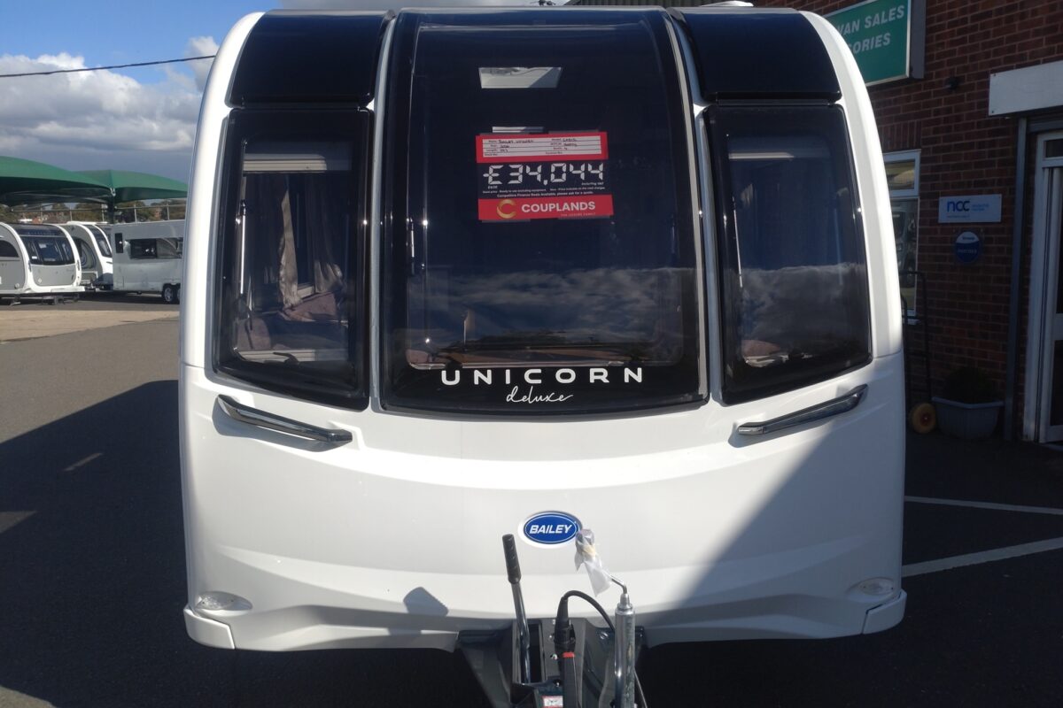 2026 Bailey Unicorn Deluxe Cadiz Front