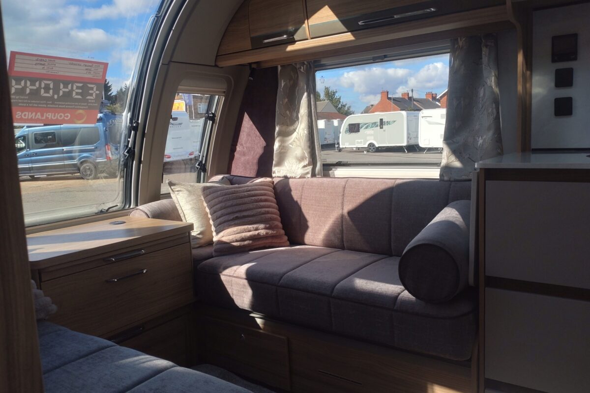 2026 Bailey Unicorn Deluxe Cadiz Interior