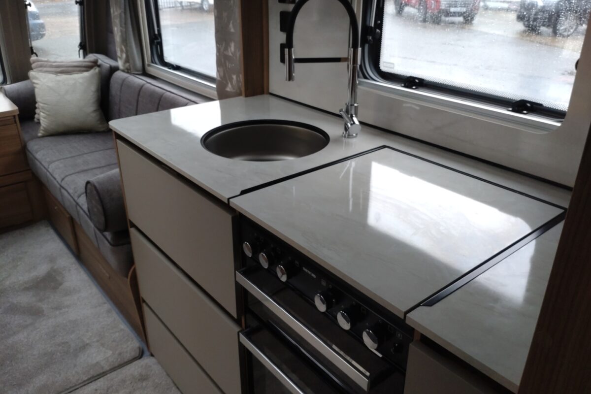 2026 Bailey Unicorn Deluxe Pamplona Interior