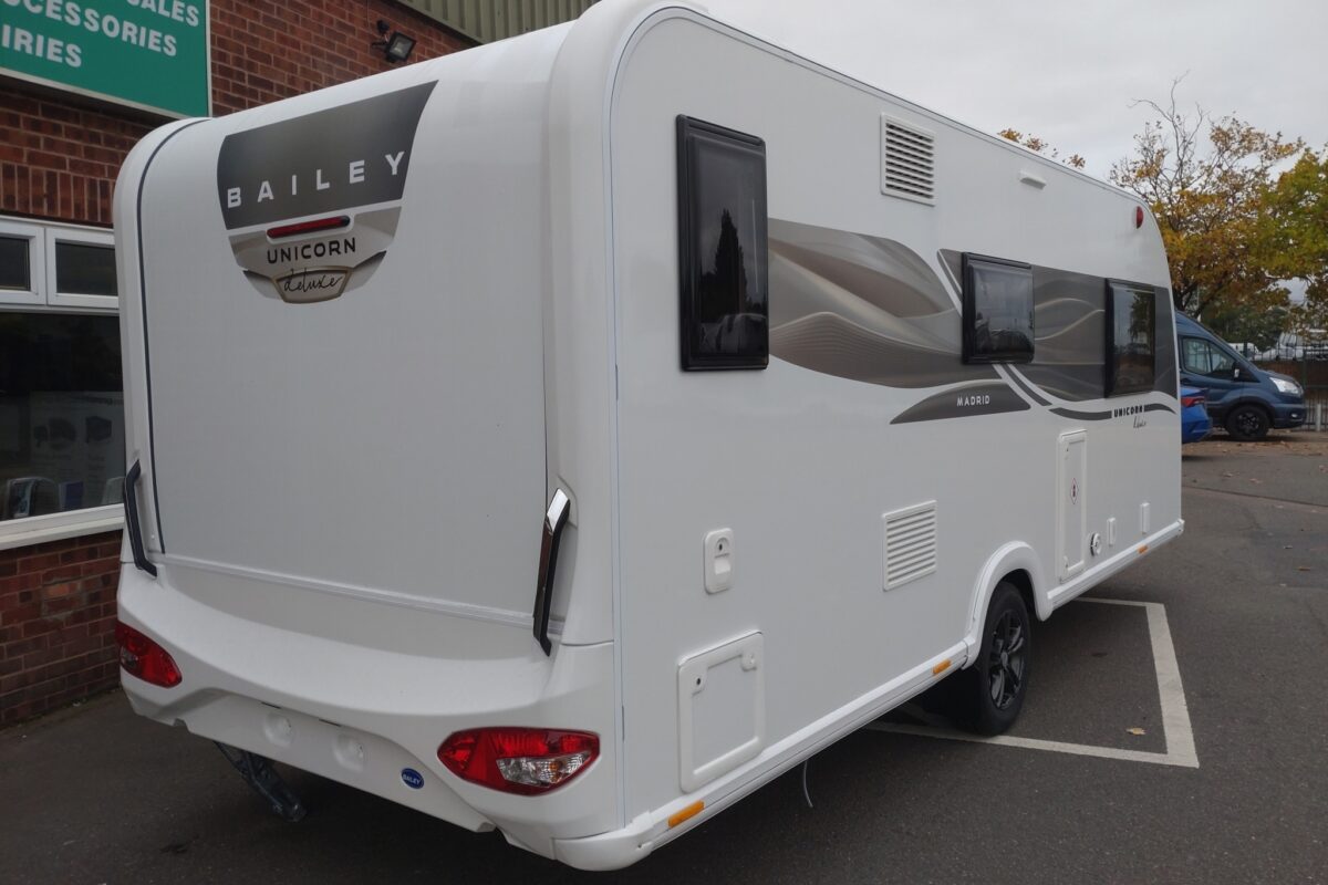 2026 Bailey Unicorn Deluxe Madrid Rear/Side