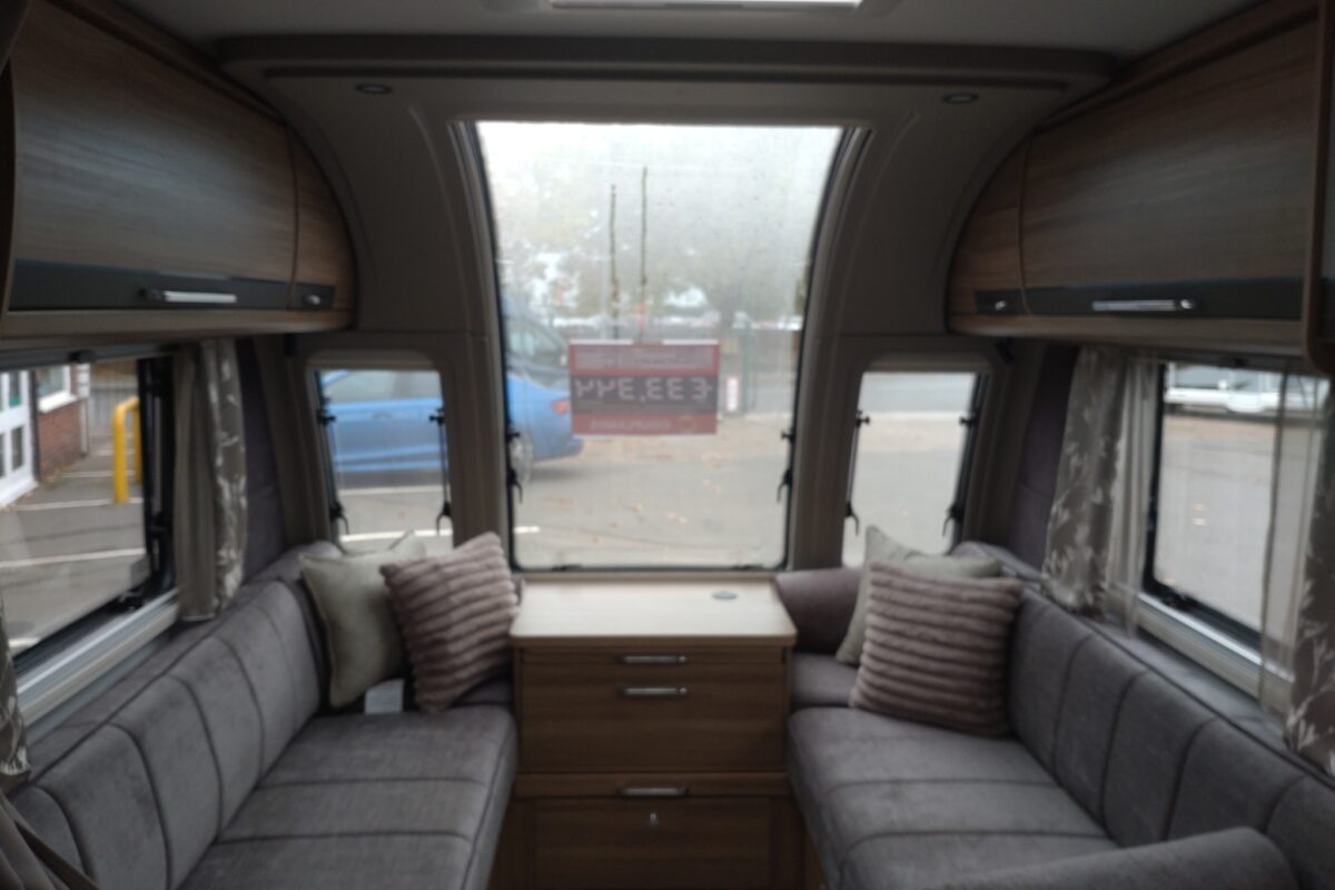 2026 Bailey Unicorn Deluxe Madrid Interior