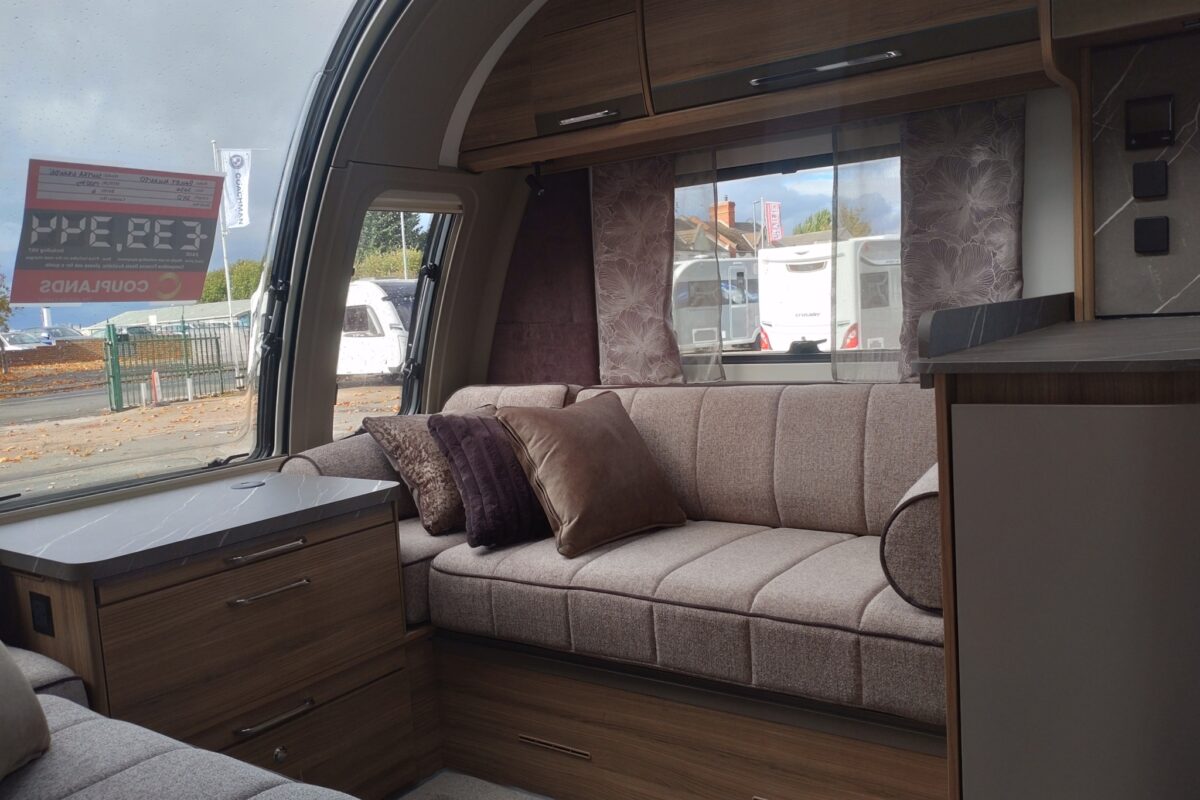 2026 Bailey Alicanto Grande Deluxe Sintra interior