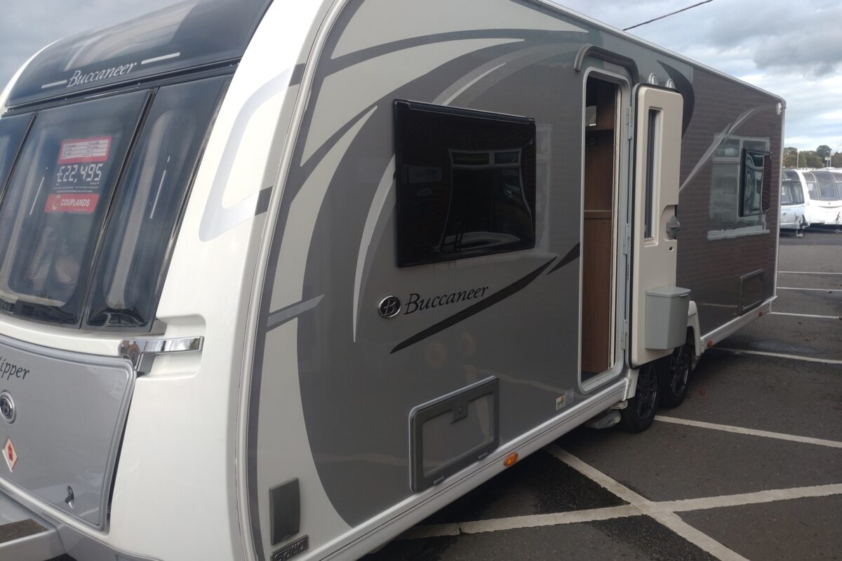 2018 Buccaneer clipper Front/Side