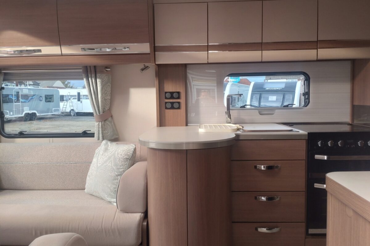 2018 Buccaneer clipper Interior