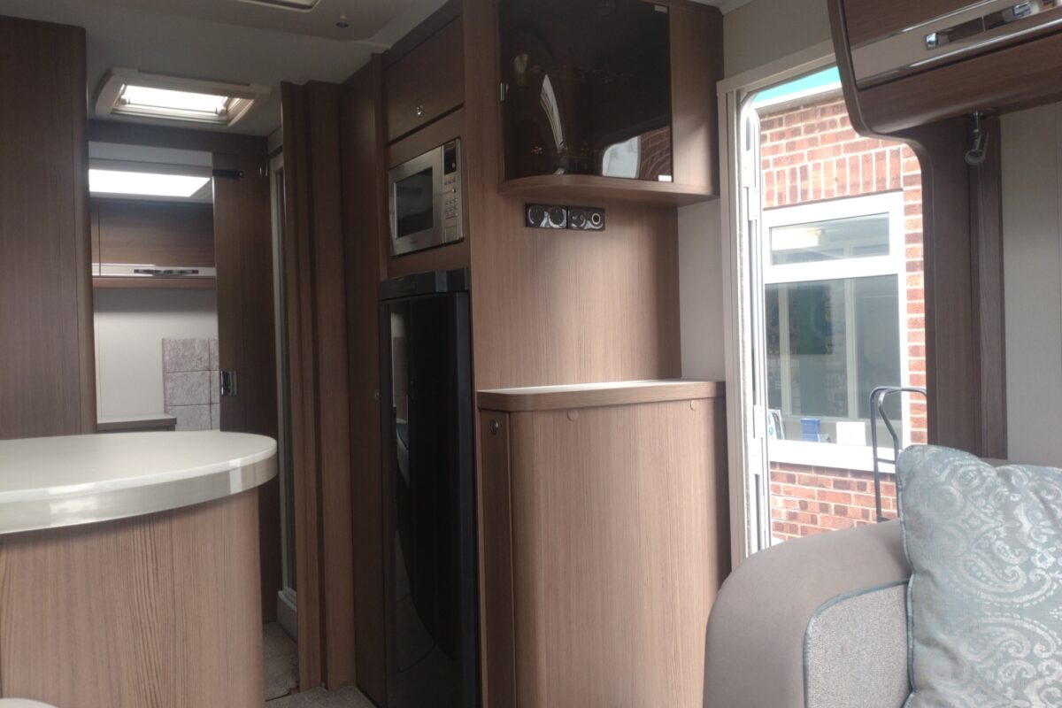 2018 Buccaneer clipper Interior