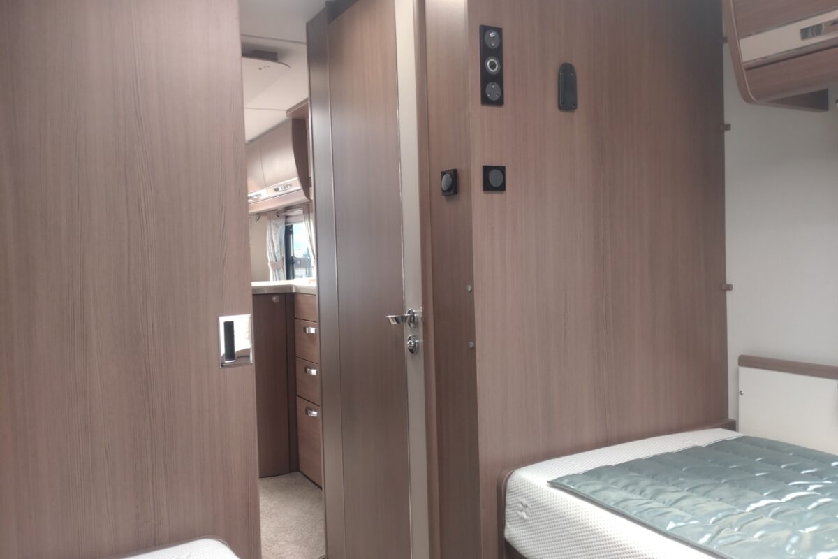 2018 Buccaneer clipper Interior