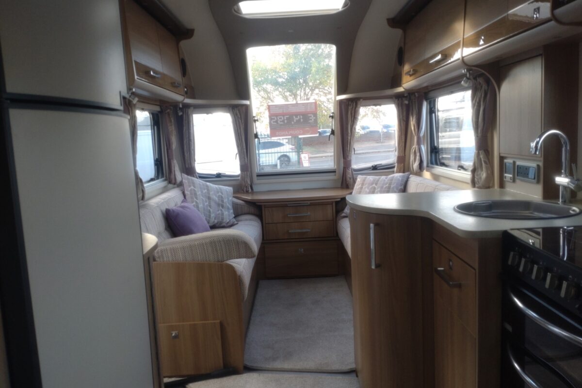 2015 Bailey Unicorn Cartagena Interior