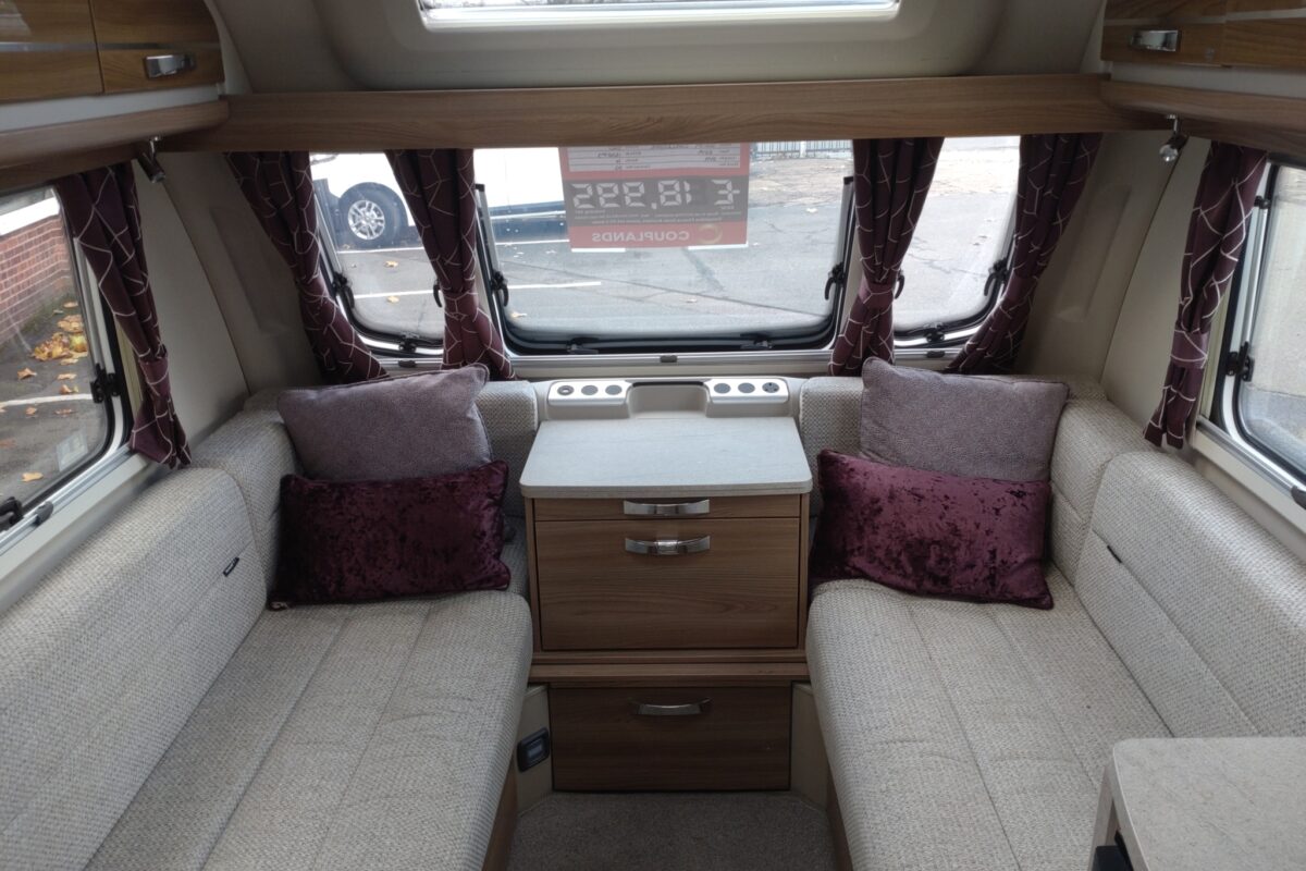 2016 Swift Challenger 560 Interior