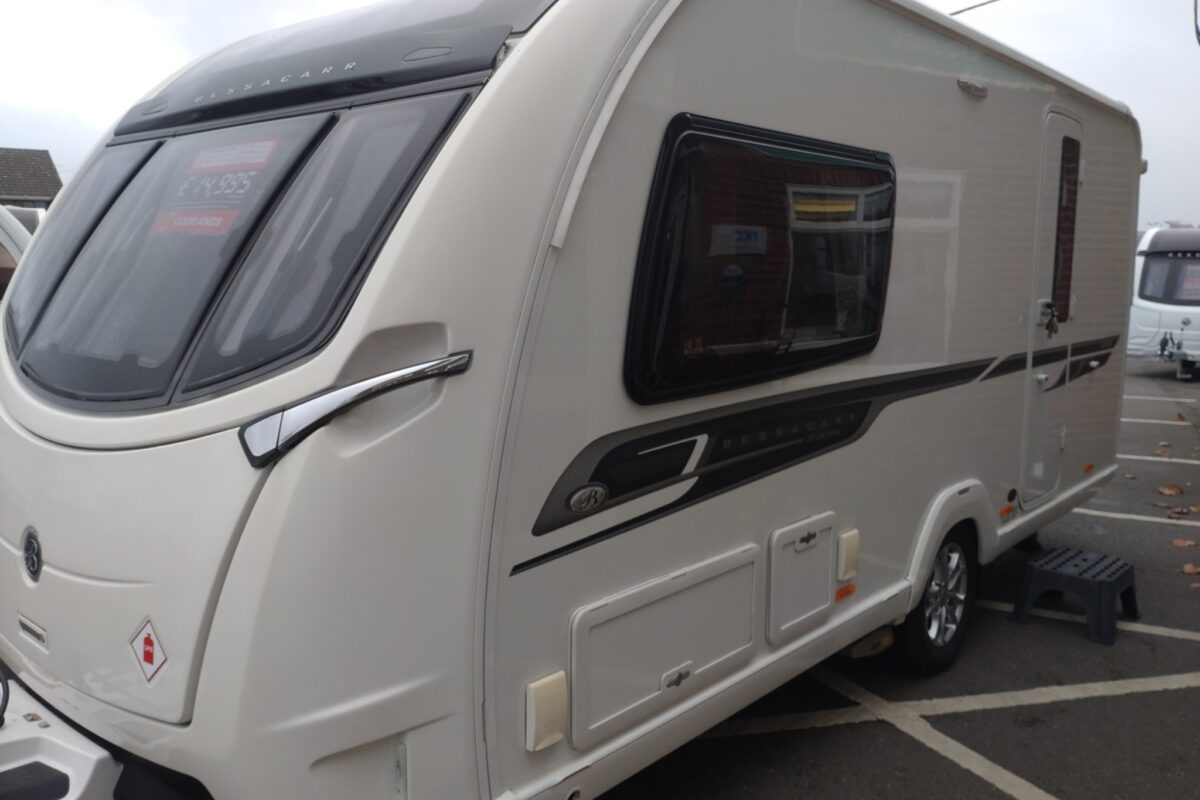 2017 Bessacarr Cameo 495 exterior