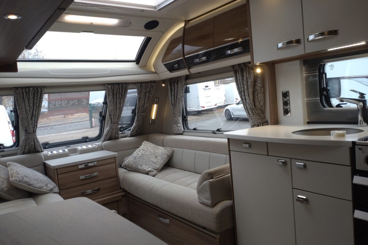 2017 Bessacarr Cameo 495 interior