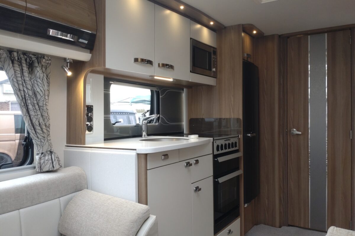 2017 Bessacarr Cameo 495 interior