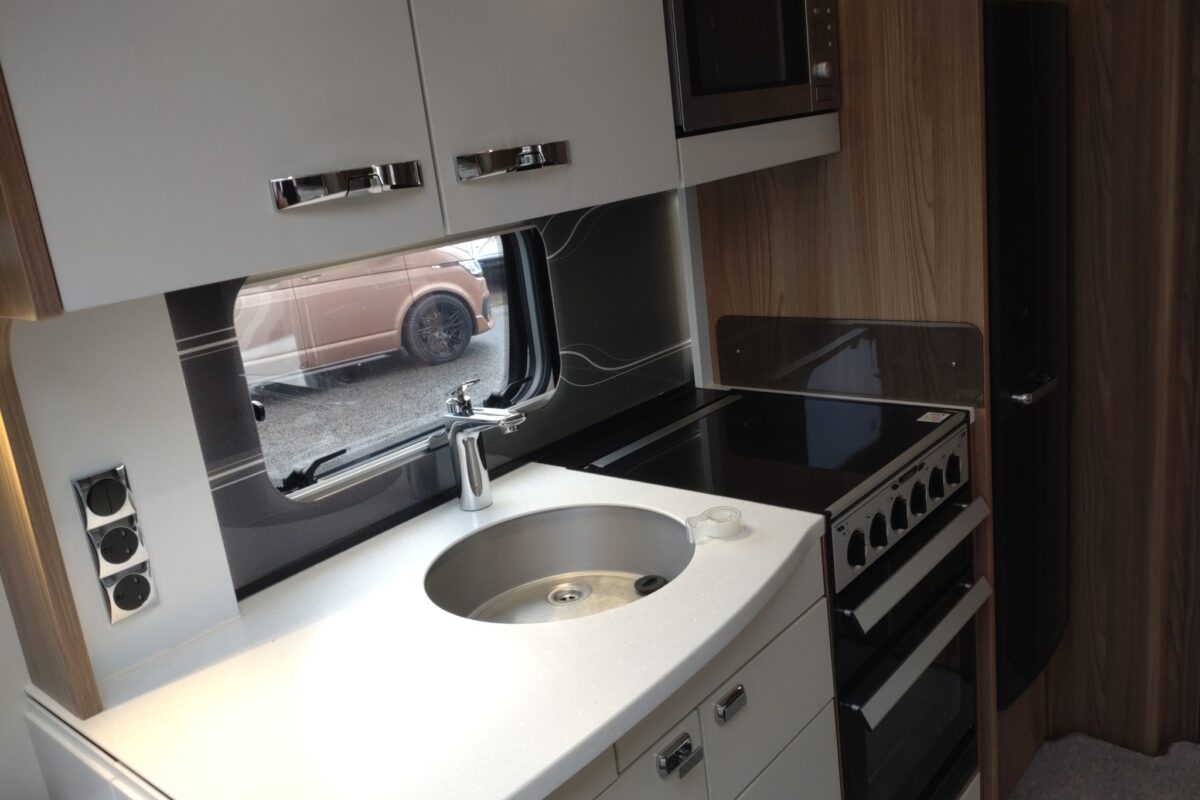 2017 Bessacarr Cameo 495 interior