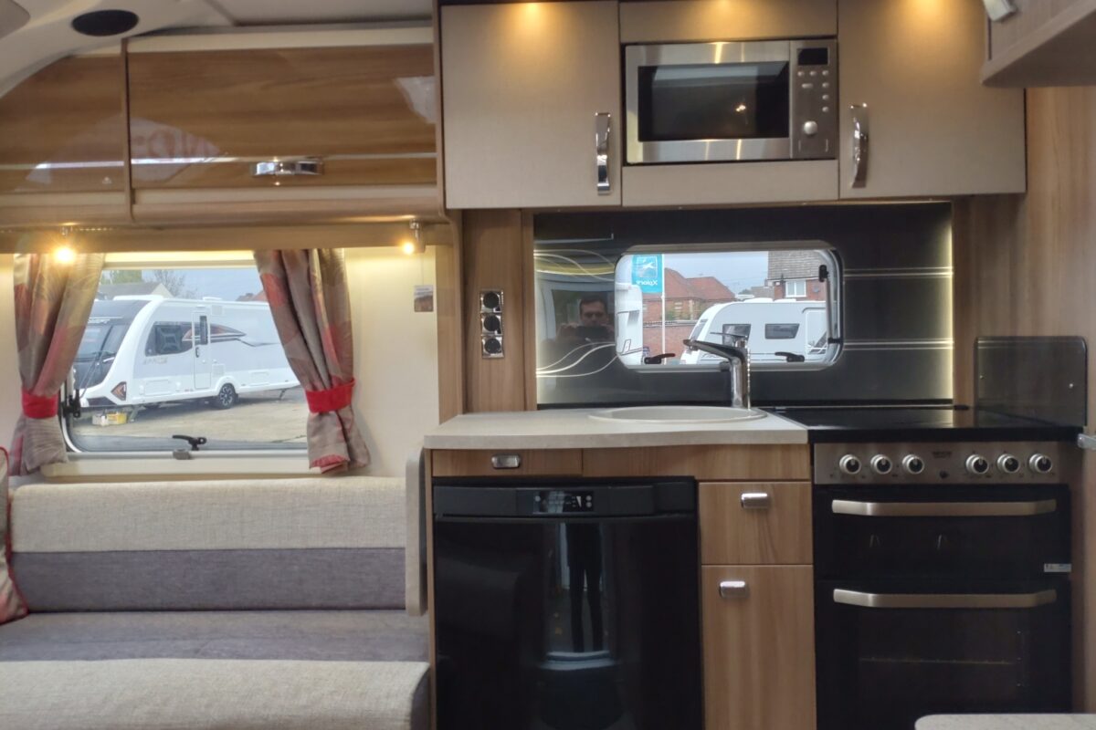 2018 Swift Challenger 560 Interior