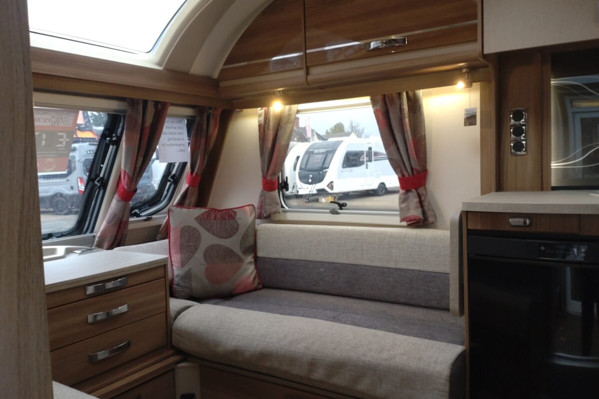 2018 Swift Challenger 560 Interior