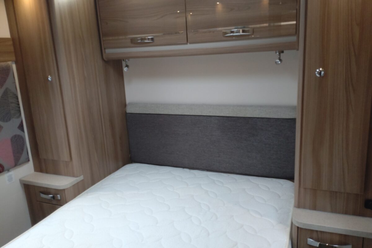 2018 Swift Challenger 560 Interior