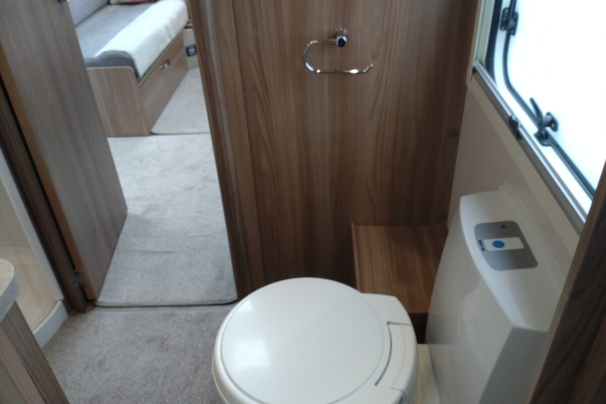 2018 Swift Challenger 560 Interior