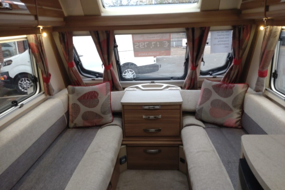 2018 Swift Challenger 560 Interior