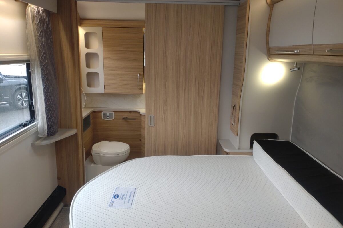 2023 Bailey Unicorn Vigo interior