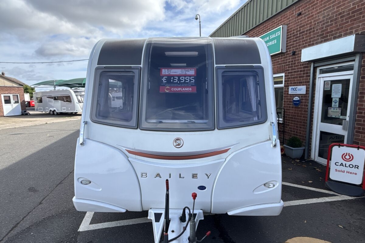2015 Bailey Unicorn Valencia front