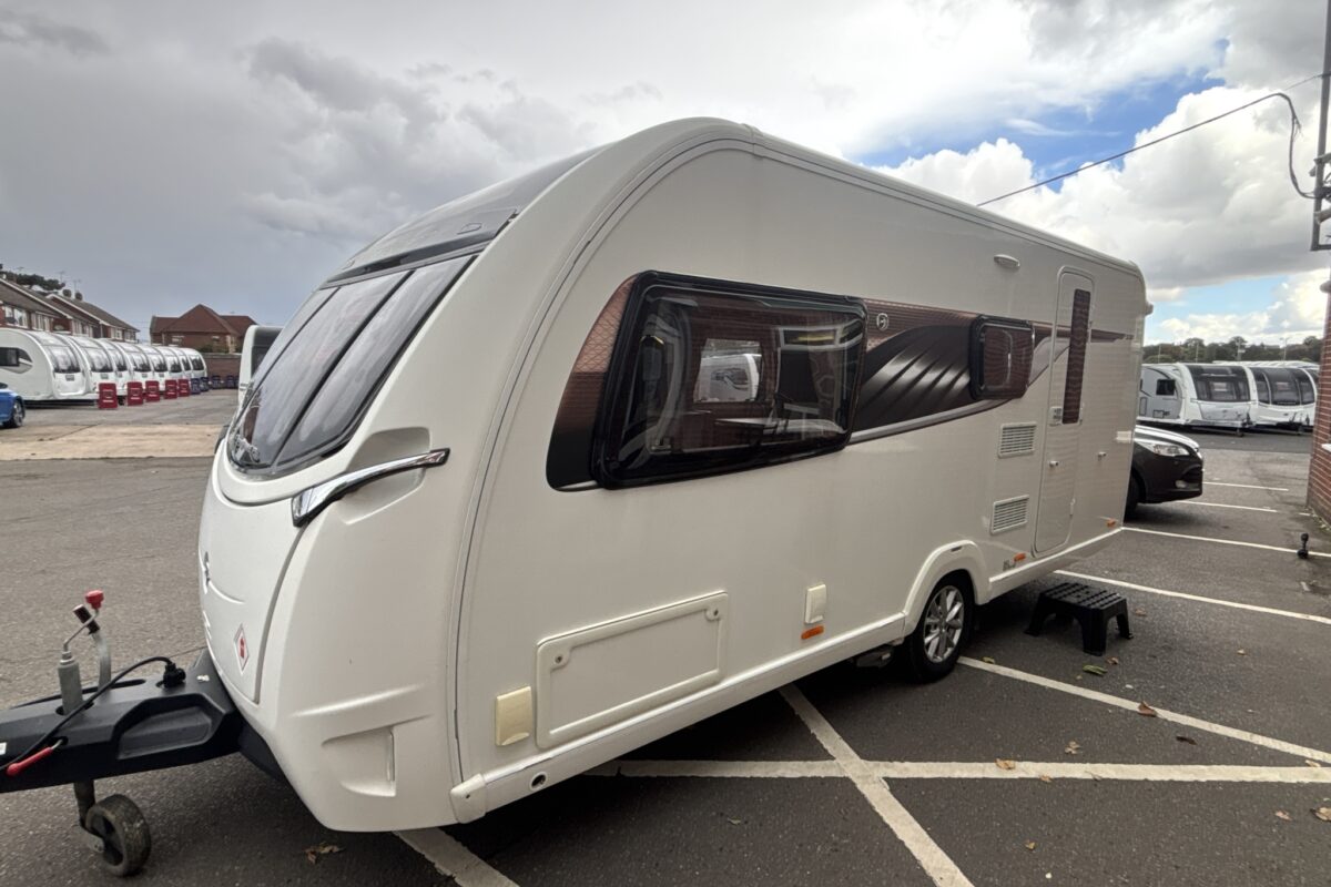 2018 Swift Elegance 530 nearside front