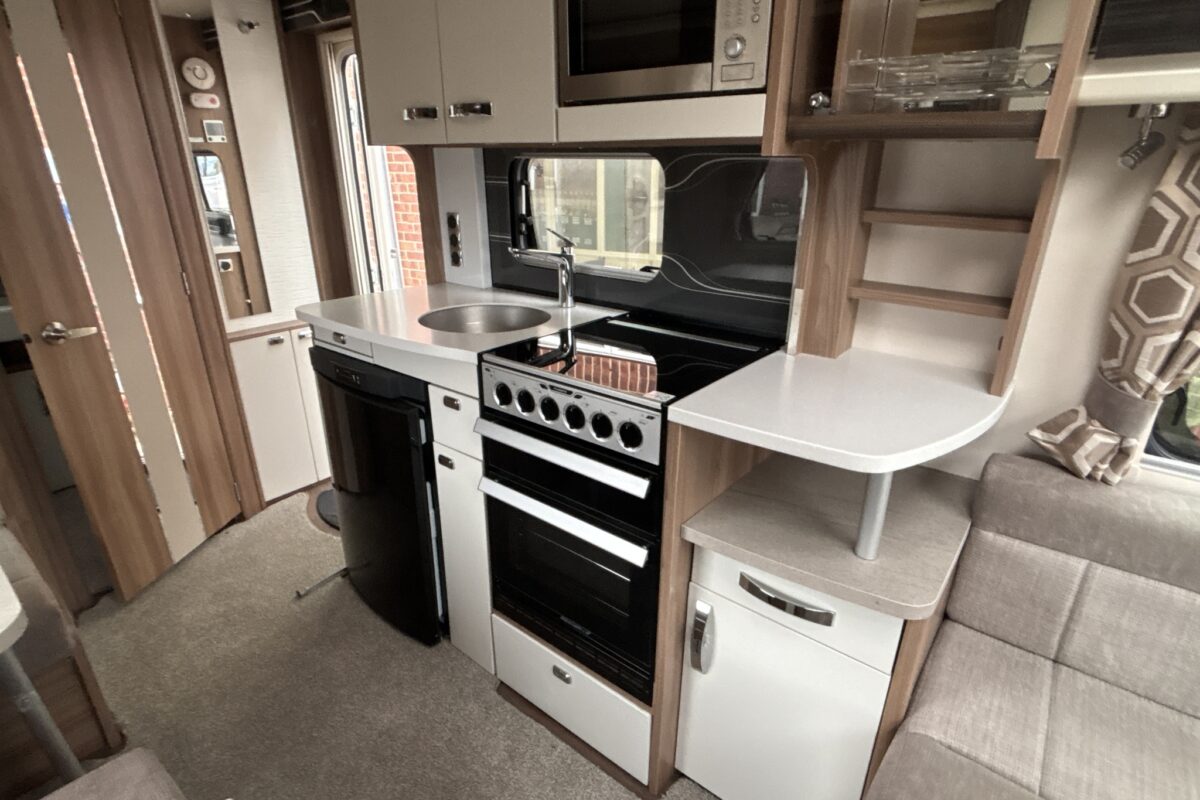 2018 Swift Elegance 530 kitchen