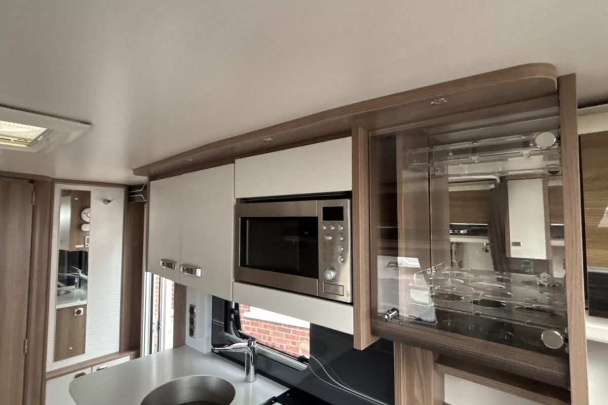 2018 Swift Elegance 530 kitchen lockers