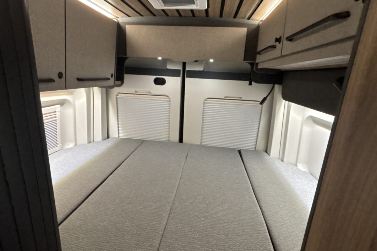 2026 Bailey Endurance E65 rear bed