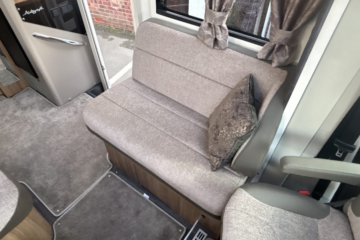 Bailey Autograph 79-4T Twin travel seats