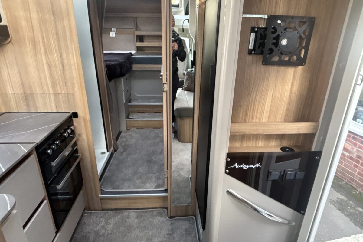 Bailey Autograph 79-4T Rear view