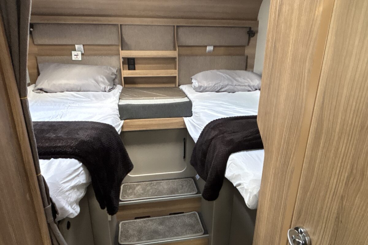 Bailey Autograph 79-4T Fixed Single Beds