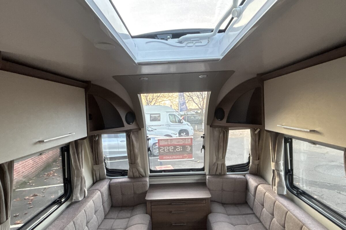 2020 Bailey Phoenix 644 front view