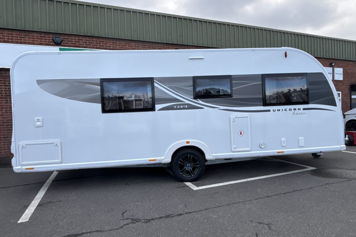 2025 Bailey Unicorn Cadiz Deluxe Offside side view