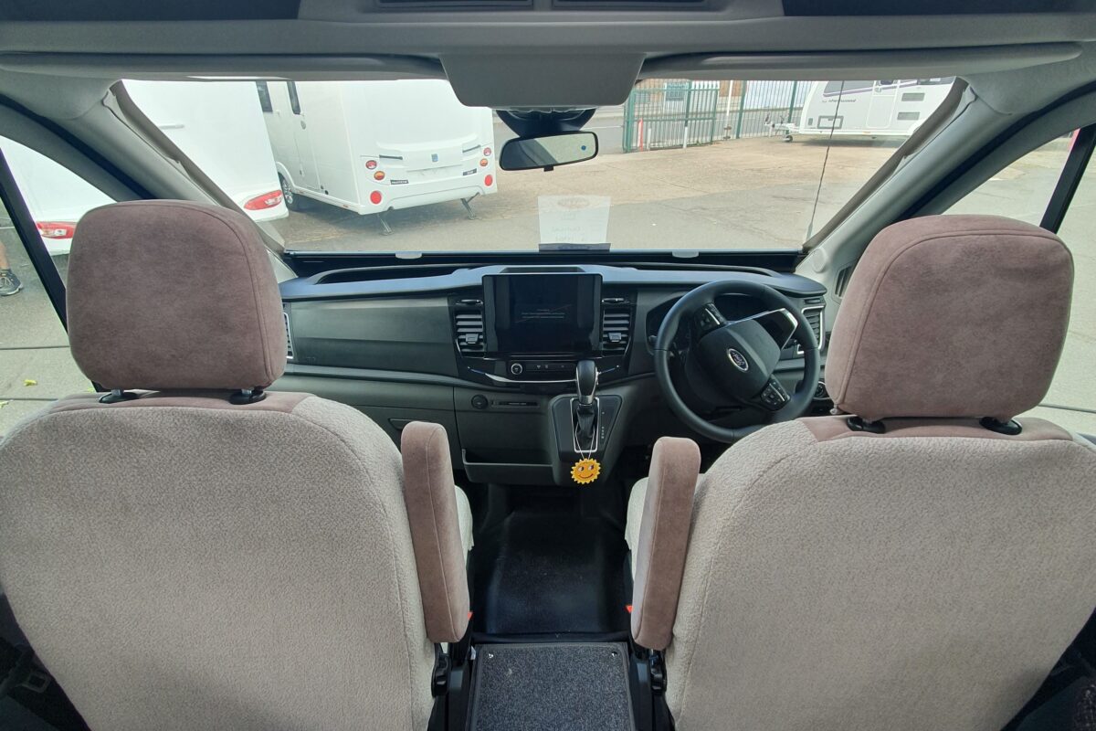 Bailey Alora 69-4S Interior