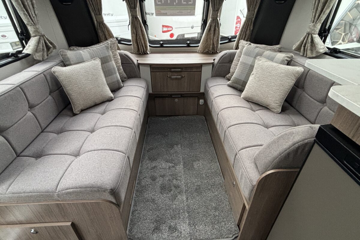 2025 Coachman VIP 565 front seating area