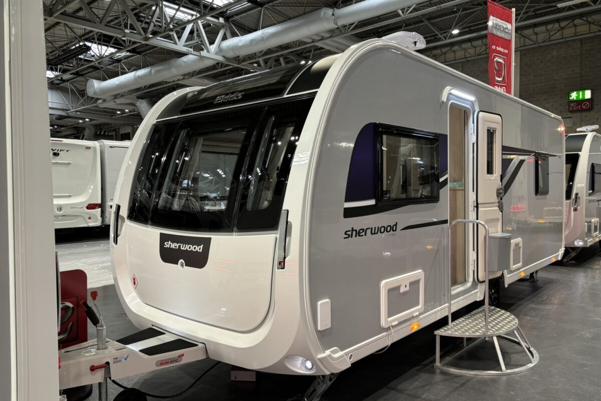 2025 Elddis Sherwood 550 front