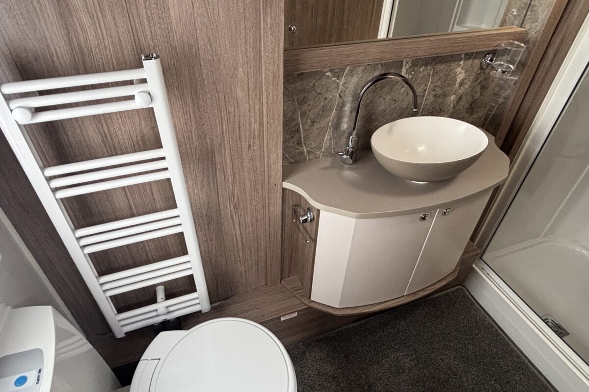 2021 Coachman Laser 575 Xcel Vanity unit