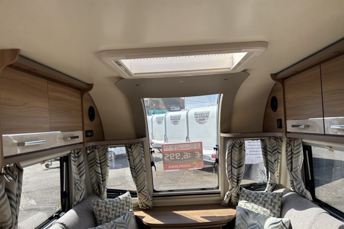 2018 Bailey Pegasus GT70 Brindisi Panoramic sunroof