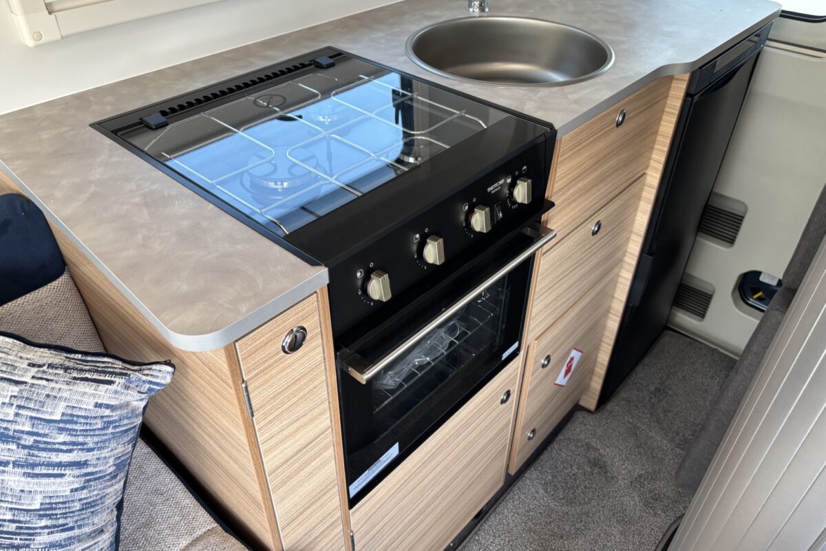 Bailey Endeavour B64 kitchen