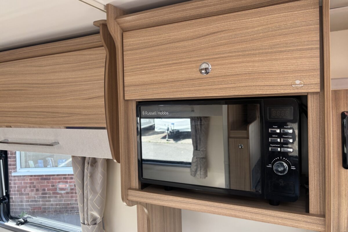 2023 Bailey Pegasus Grande Rimini Microwave