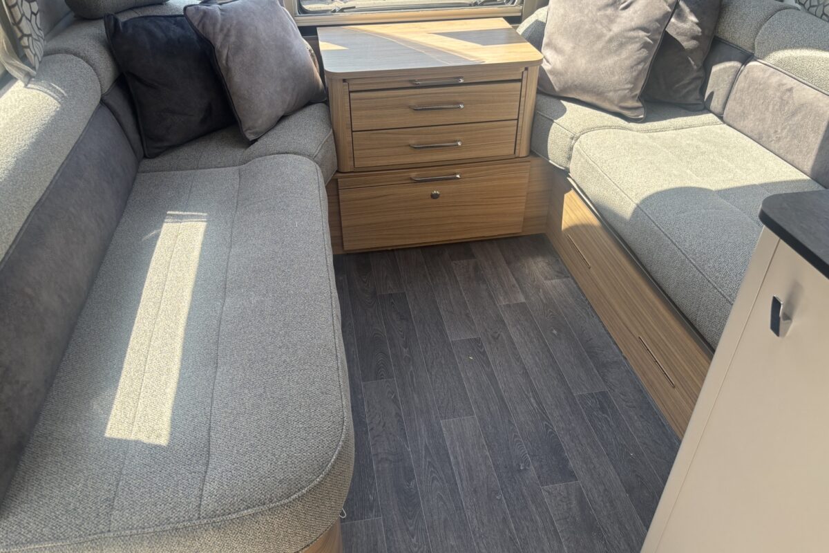 2024 Bailey Alicanto Grande Porto front seating