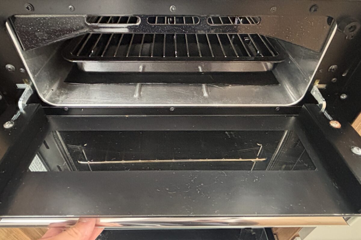 2021 Bailey Autograph 79-4i grill