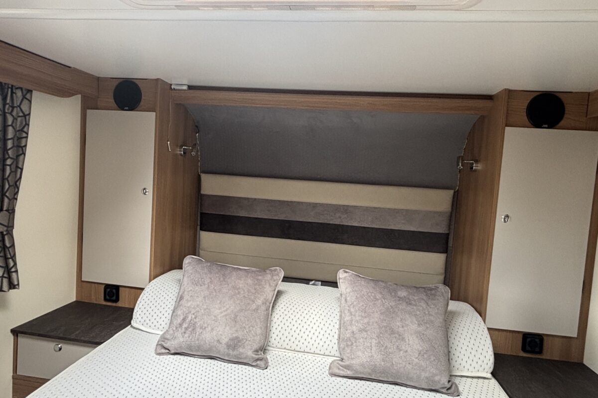 2021 Bailey Autograph 79-4i Bed area