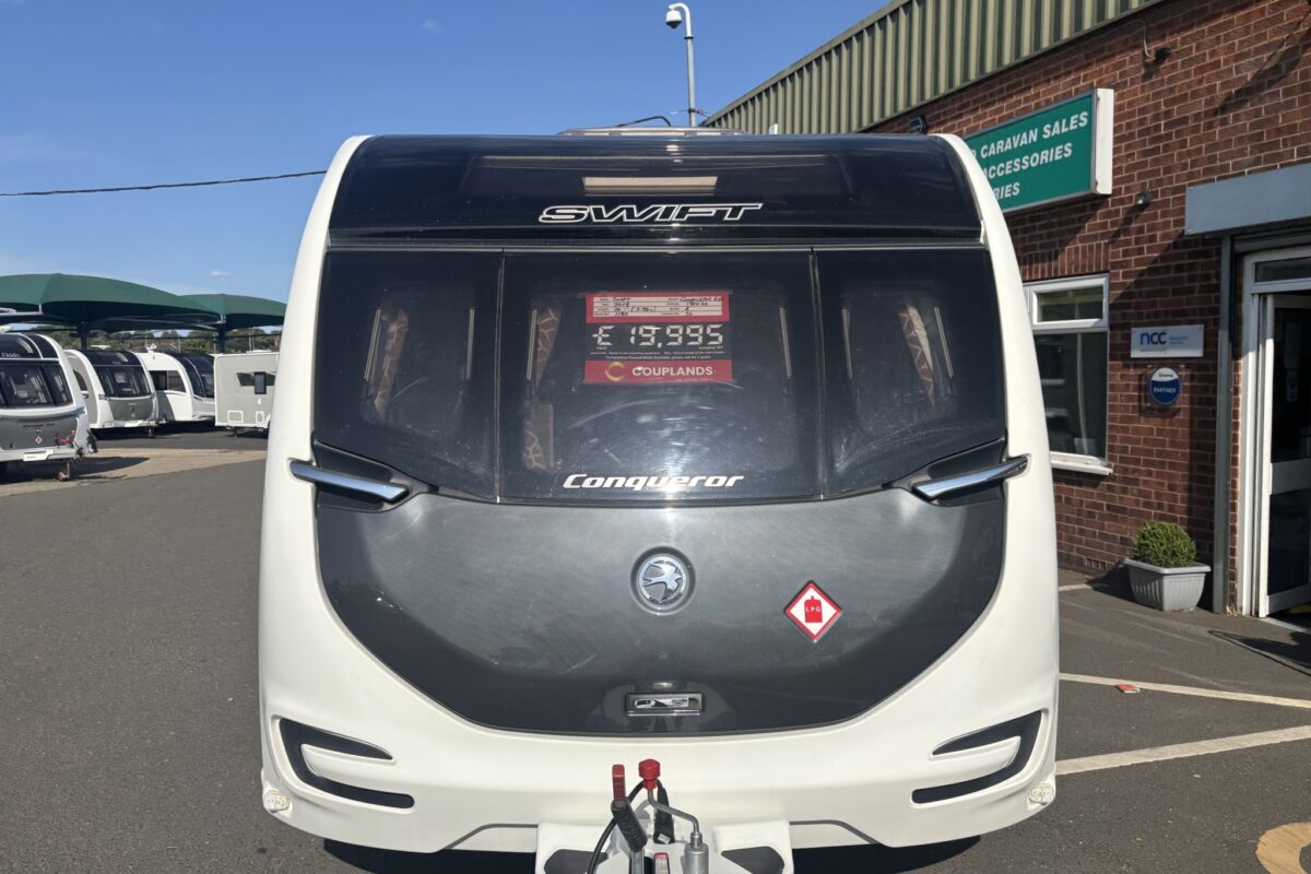 2018 Swift Conqueror 635 front