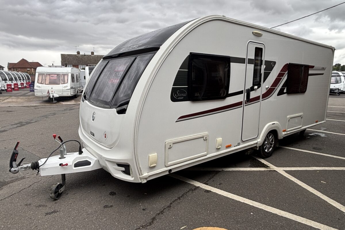 2016 Swift Siena Accent 570 front Nearside