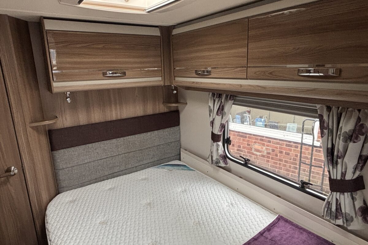 2016 Swift Siena Accent 570 Fixed Bed
